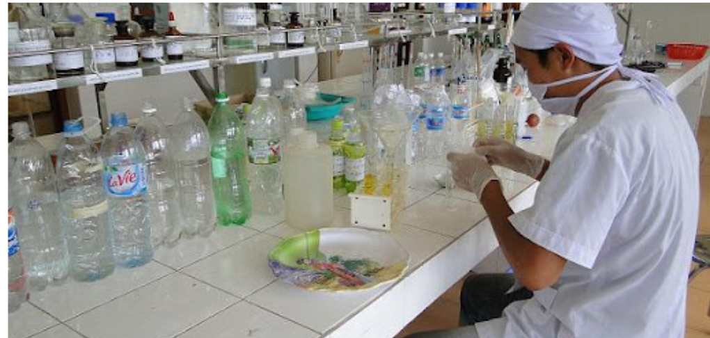 Xét nghiệm mẫu nước